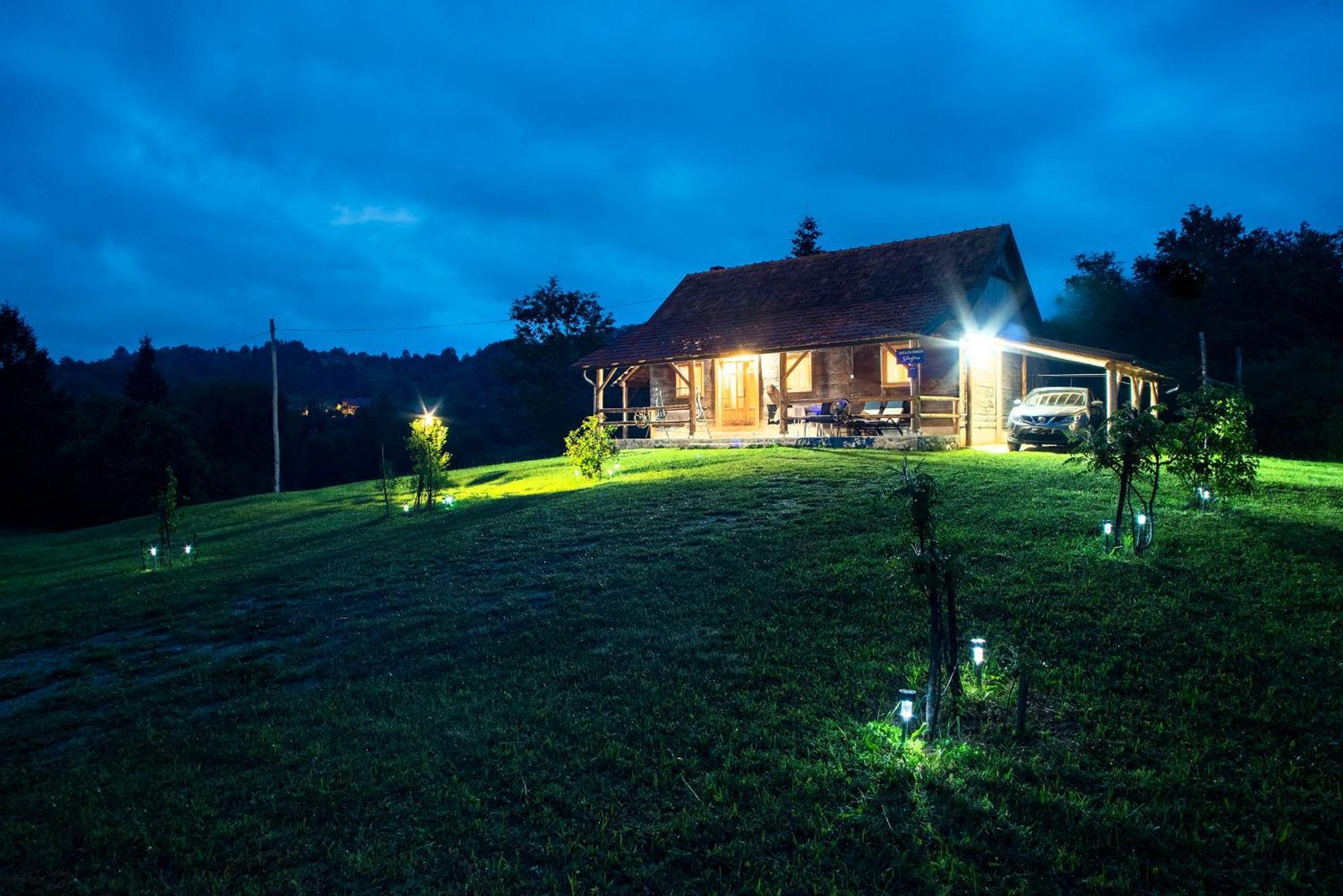 Vila Kuca Za Odmor Slunjcica Exteriér fotografie