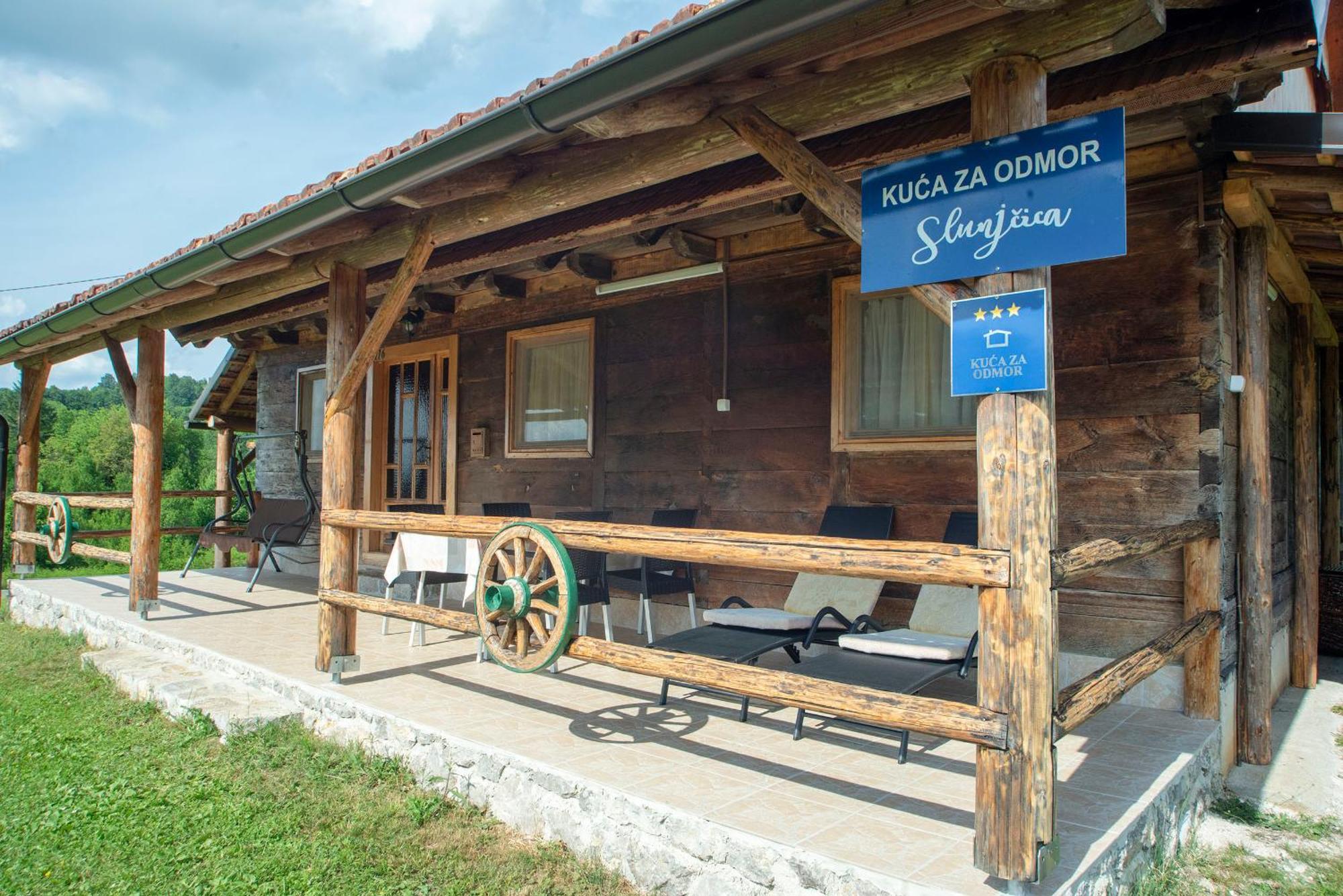 Vila Kuca Za Odmor Slunjcica Exteriér fotografie