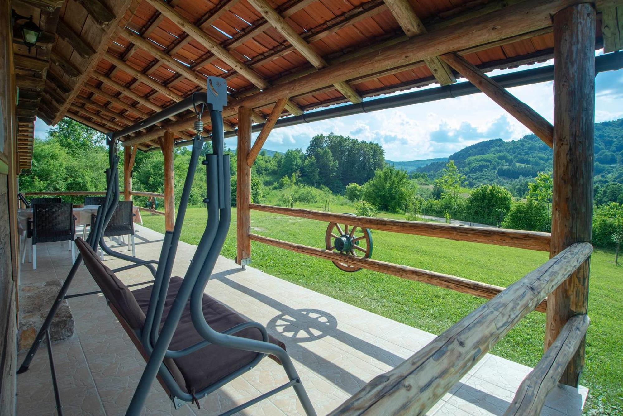 Vila Kuca Za Odmor Slunjcica Exteriér fotografie